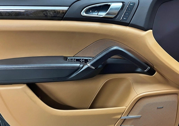 Porsche Cayenne cena 199000 przebieg: 111999, rok produkcji 2015 z Gozdnica małe 562